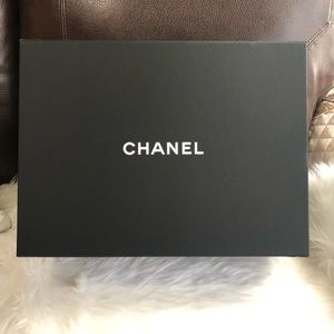 Chanel magnetic box for purse